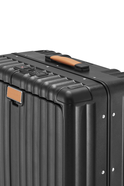 Small Carry On 18"