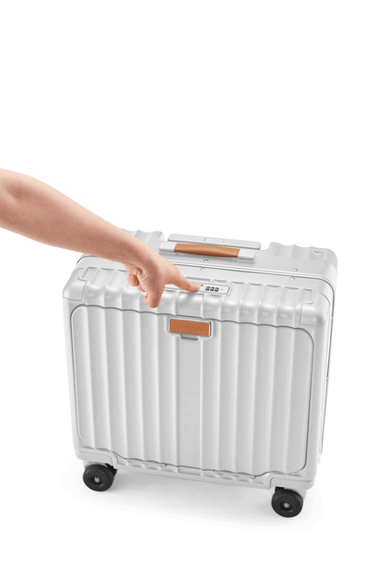 Small Carry On 18"