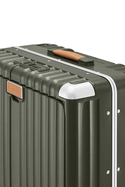 Small Carry On 18"